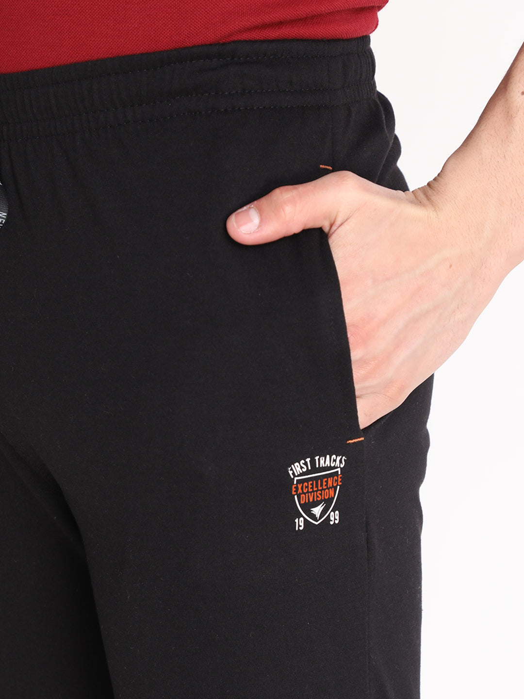 Neva Men's Solid Print Trackpant- Black