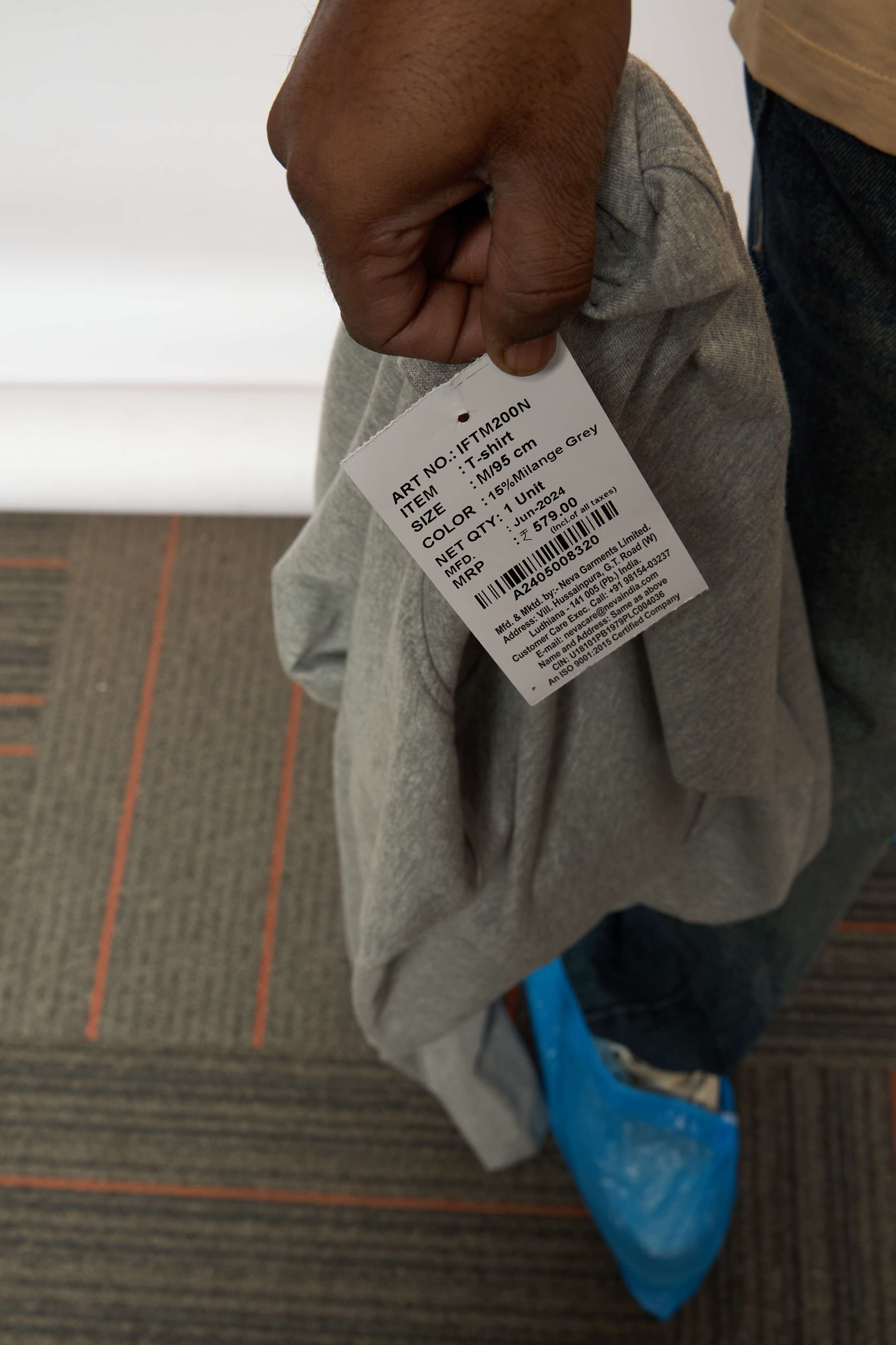 Neva Round Neck Solid Men tshirt Full sleeves Chest Logo