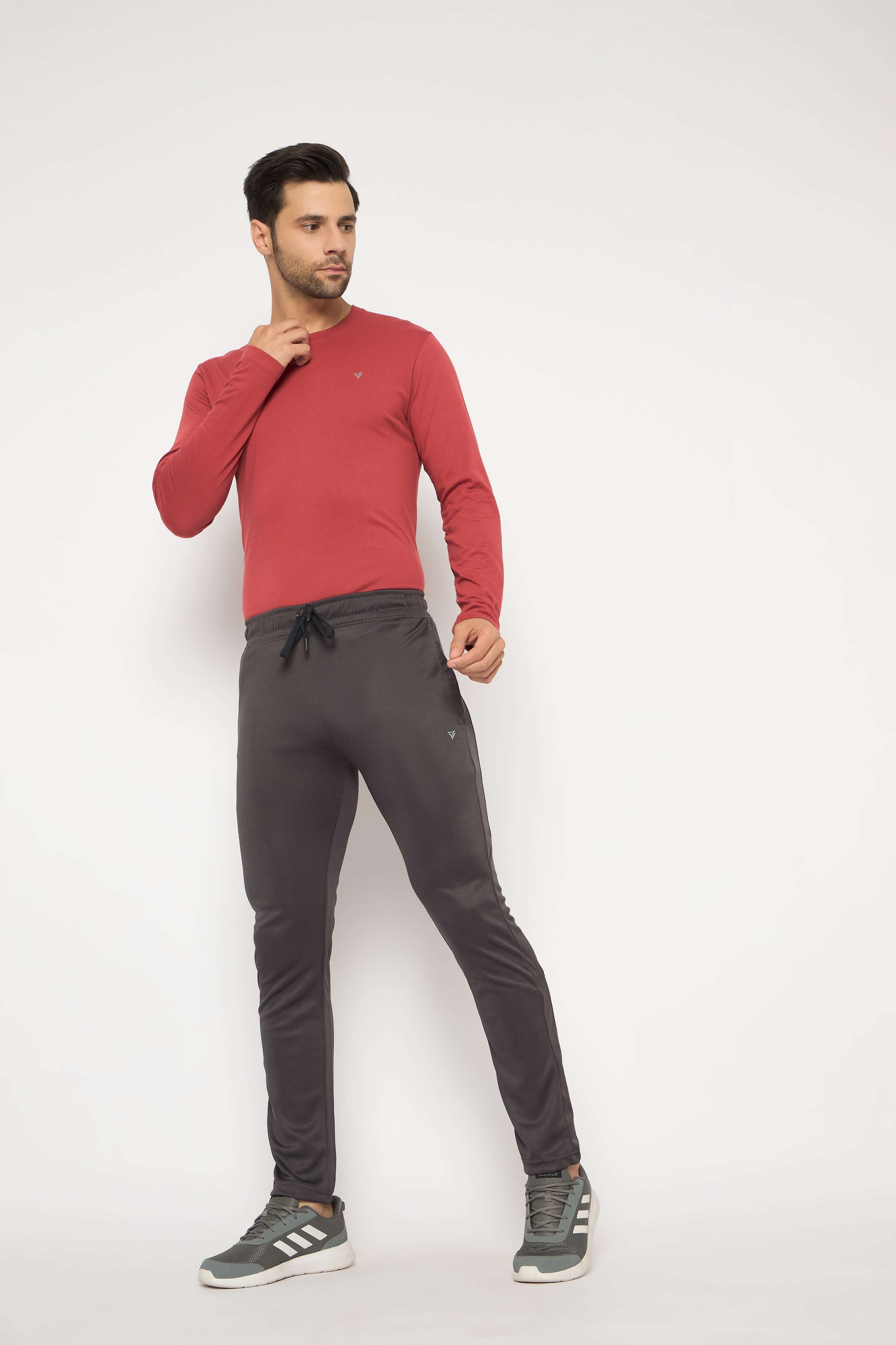 Neva Men trackpant sweatfree technologo both sides and back pocket drawstring waistband