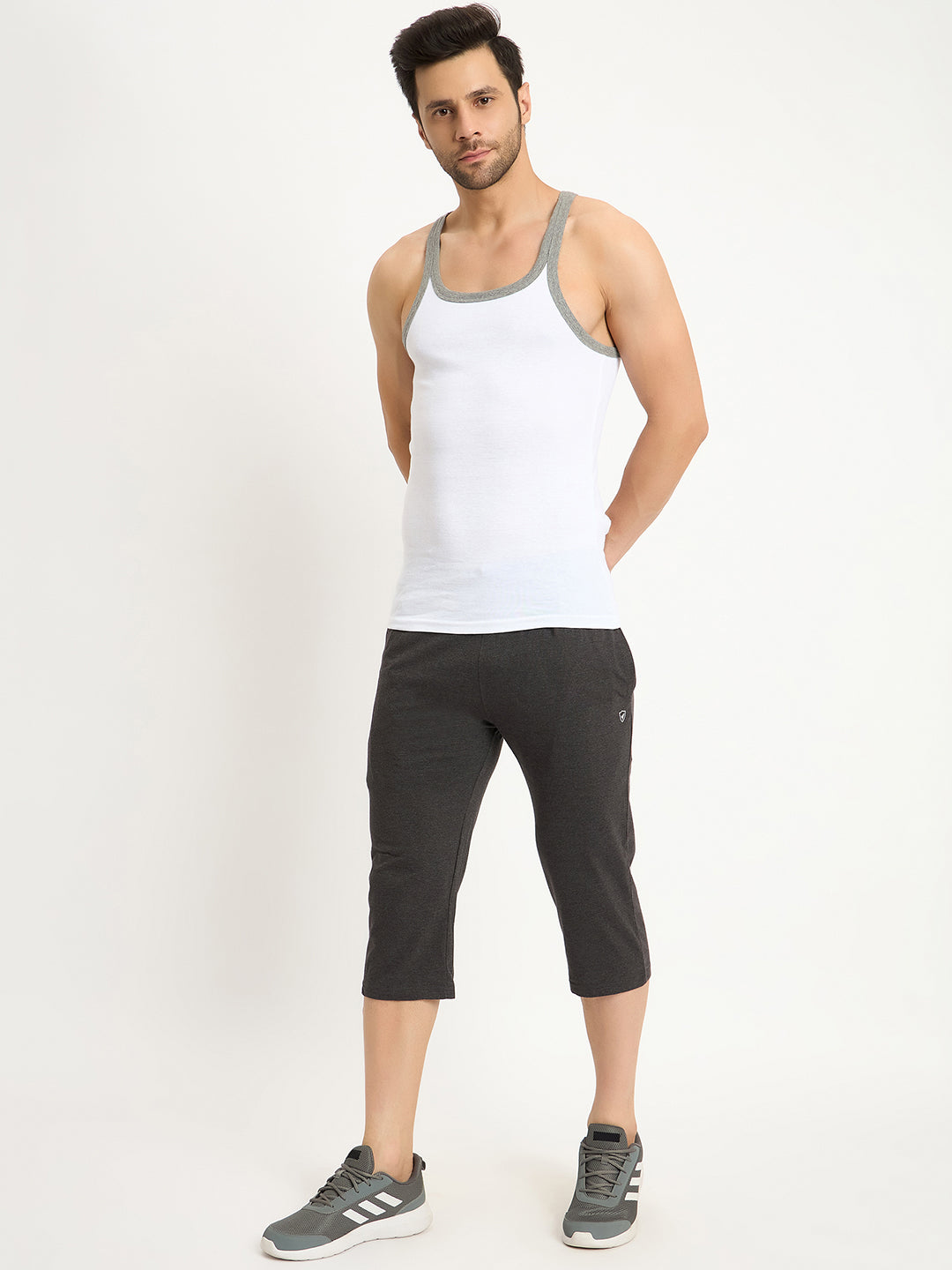 Neva Men Capri Elasticated drawstring waistband side pockets solid pattern