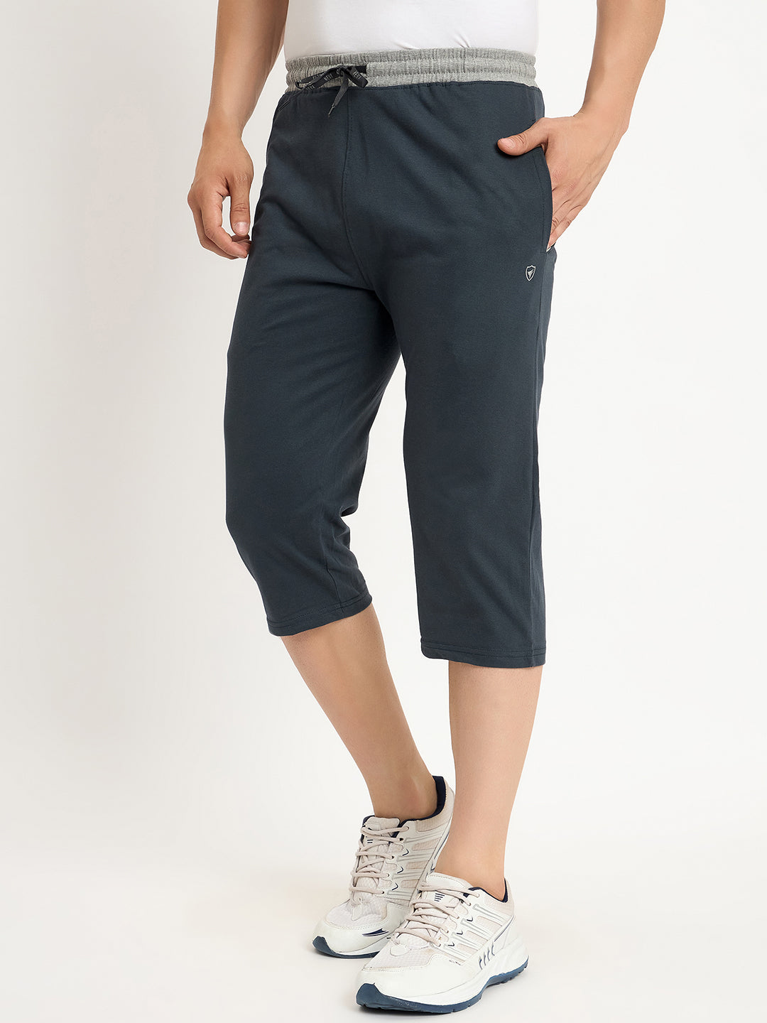 Neva Men Capri Elasticated drawstring waistband side pockets solid pattern