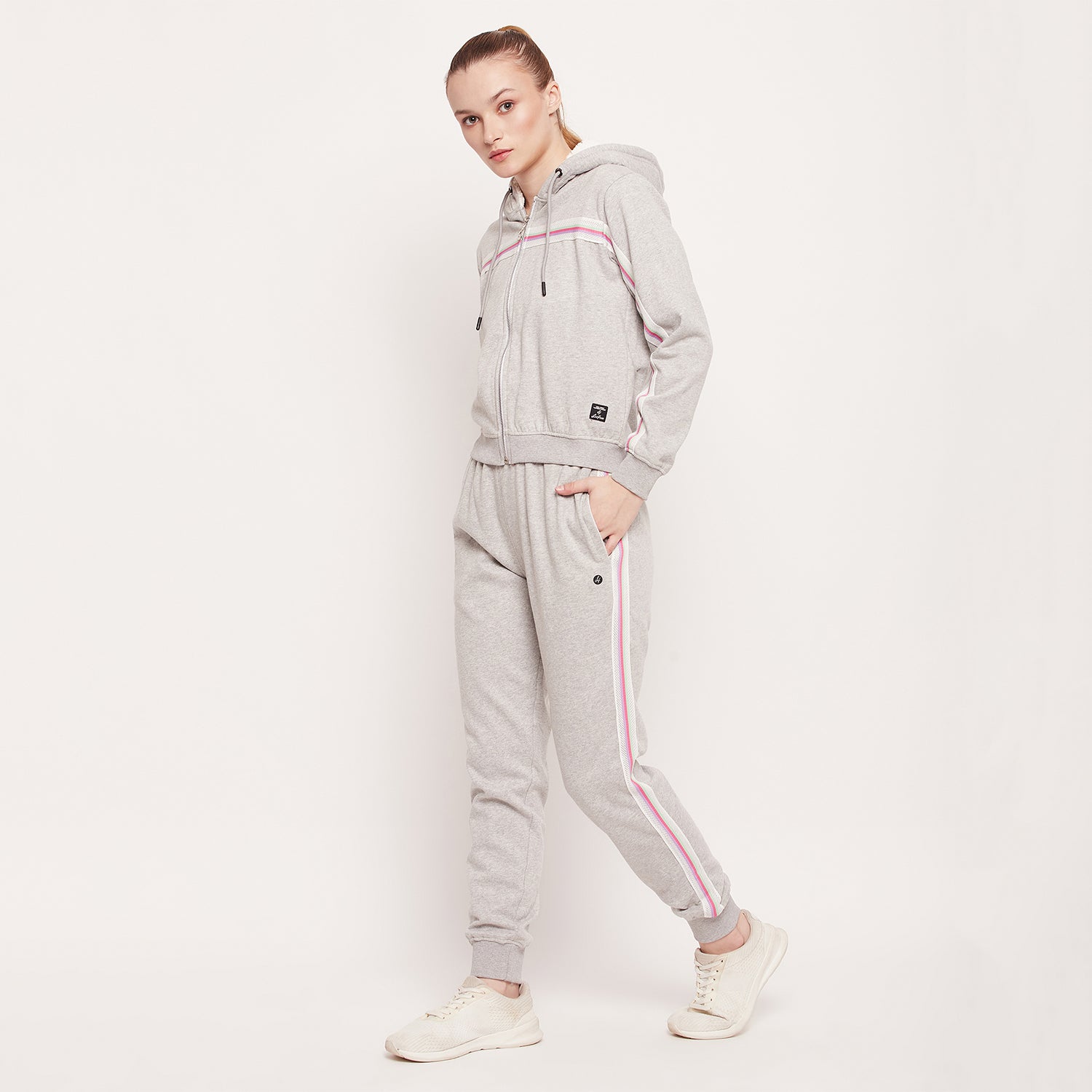 LIVFREE WOMEN TRACKSUIT