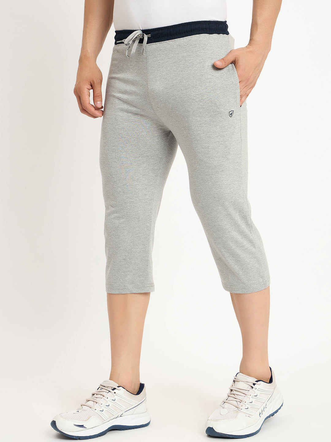 Neva Men Capri Elasticated drawstring waistband side pockets solid pattern