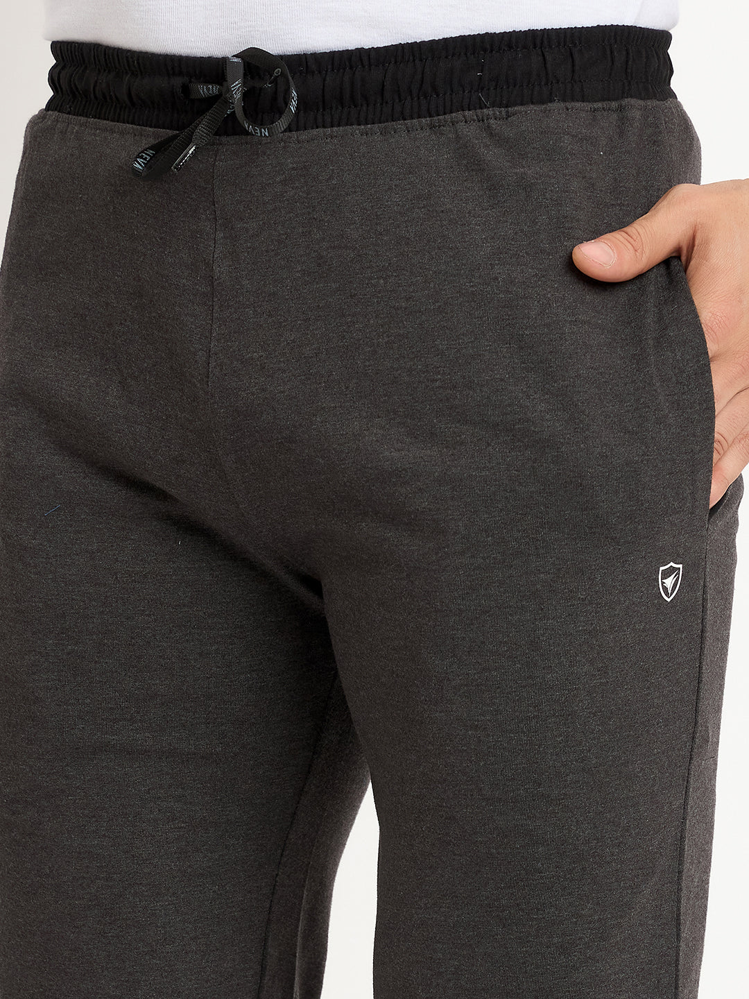 Neva Men Capri Elasticated drawstring waistband side pockets solid pattern