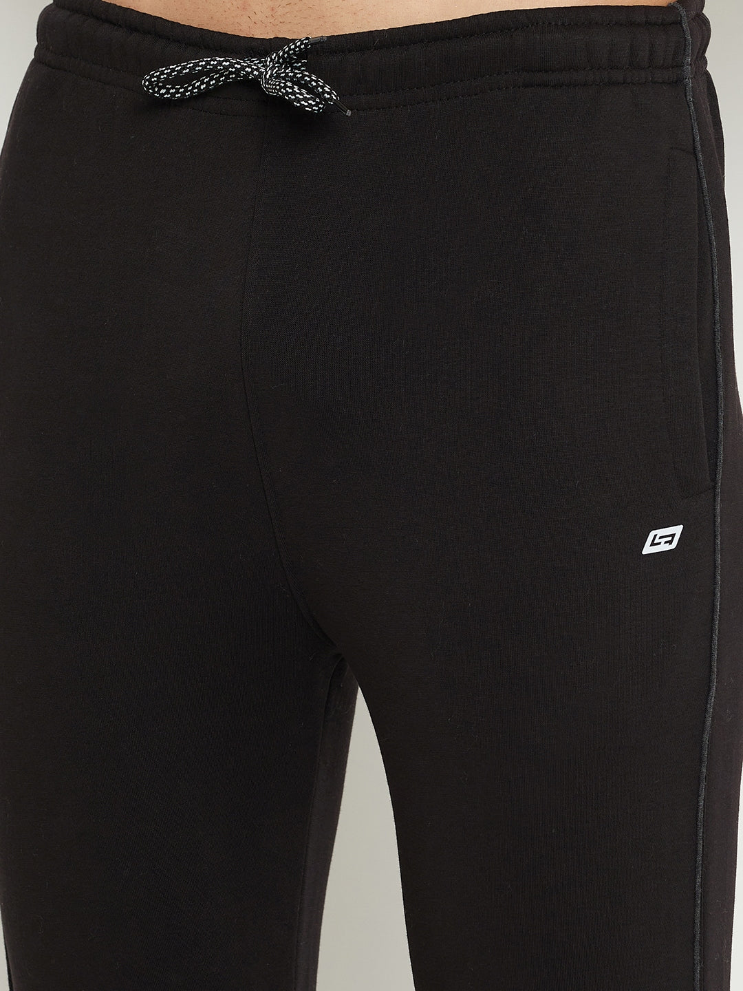 LIVFREE MEN'S TRACKSUIT