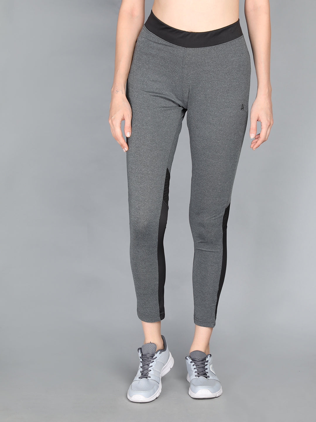 Neva Women Regular Fit Ankle Length Sweatfree Trackpant