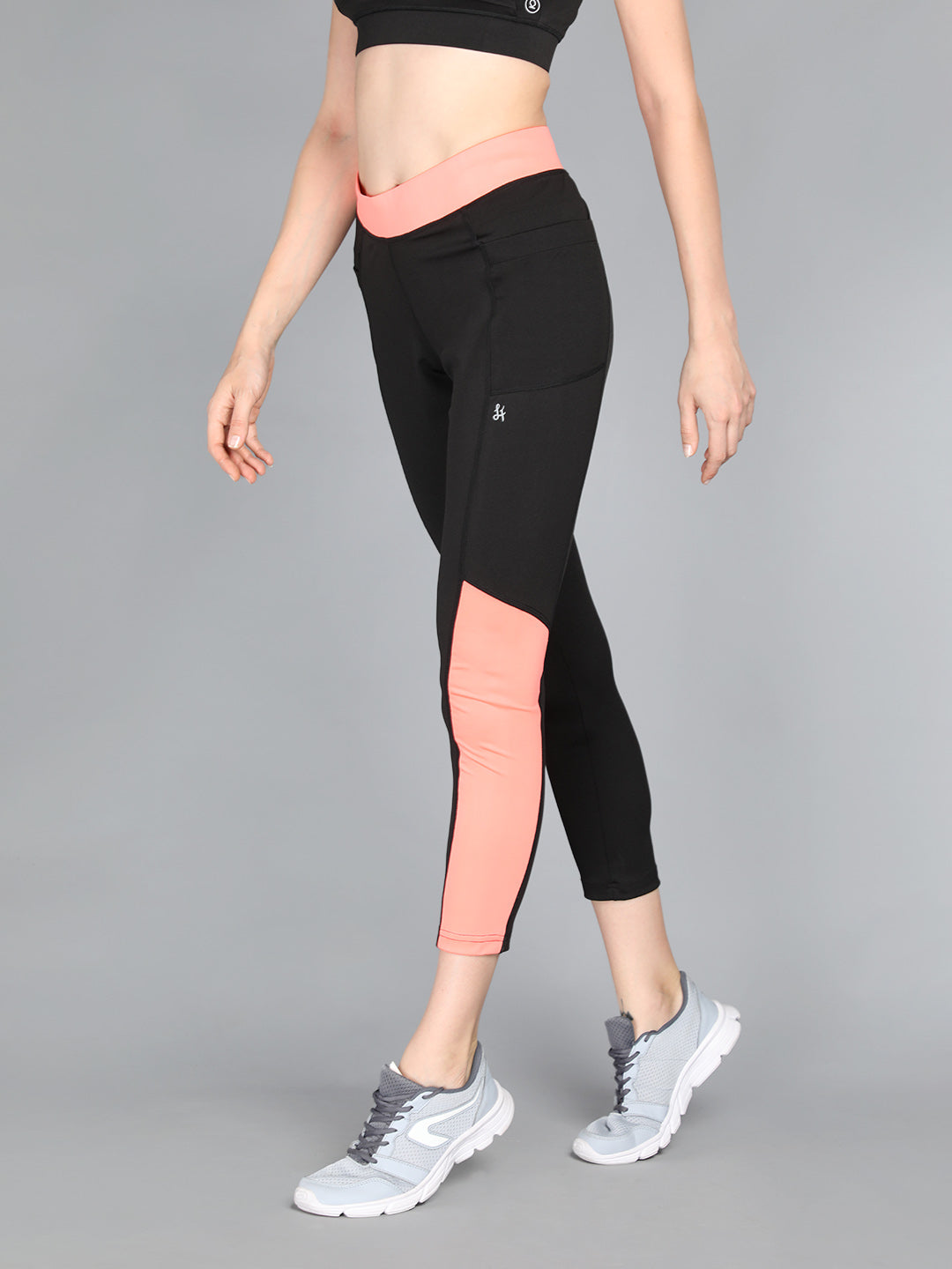 Neva Women Regular Fit Ankle Length Sweatfree Trackpant