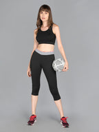 Livfree Women's Capri in Solid Pattern One side zipper pocket -Black