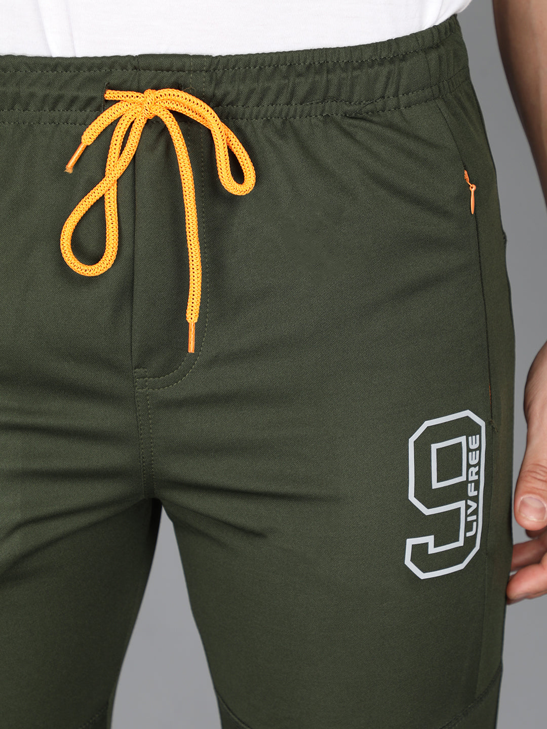 Neva Men Regular Fit Zipped Pocket Track Pant