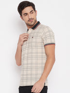 LIVFREE Polo Neck Men's T-Shirt in Checkered Pattern Half Sleeve