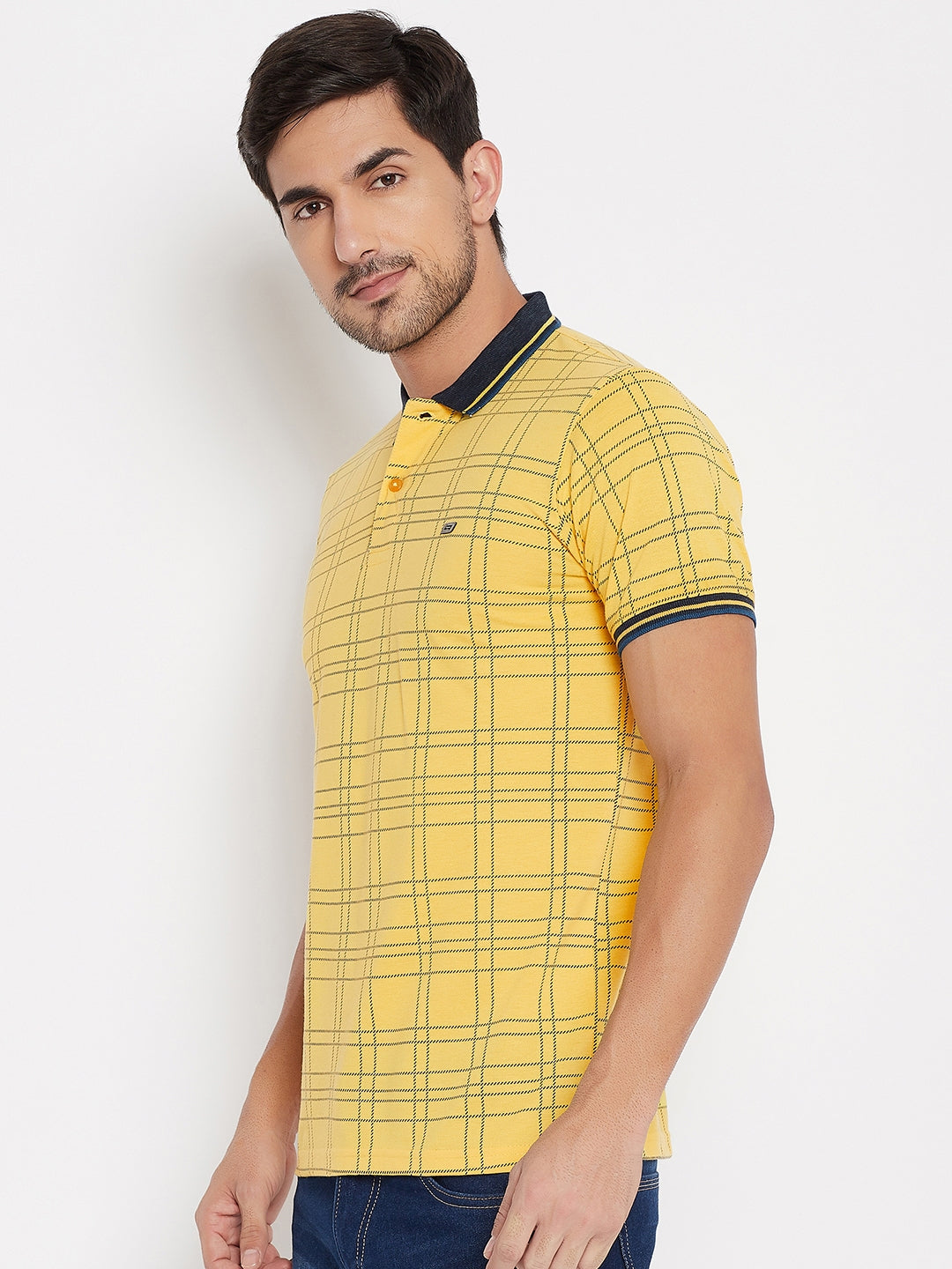 LIVFREE Polo Neck Men's T-Shirt in Checkered Pattern Half Sleeve