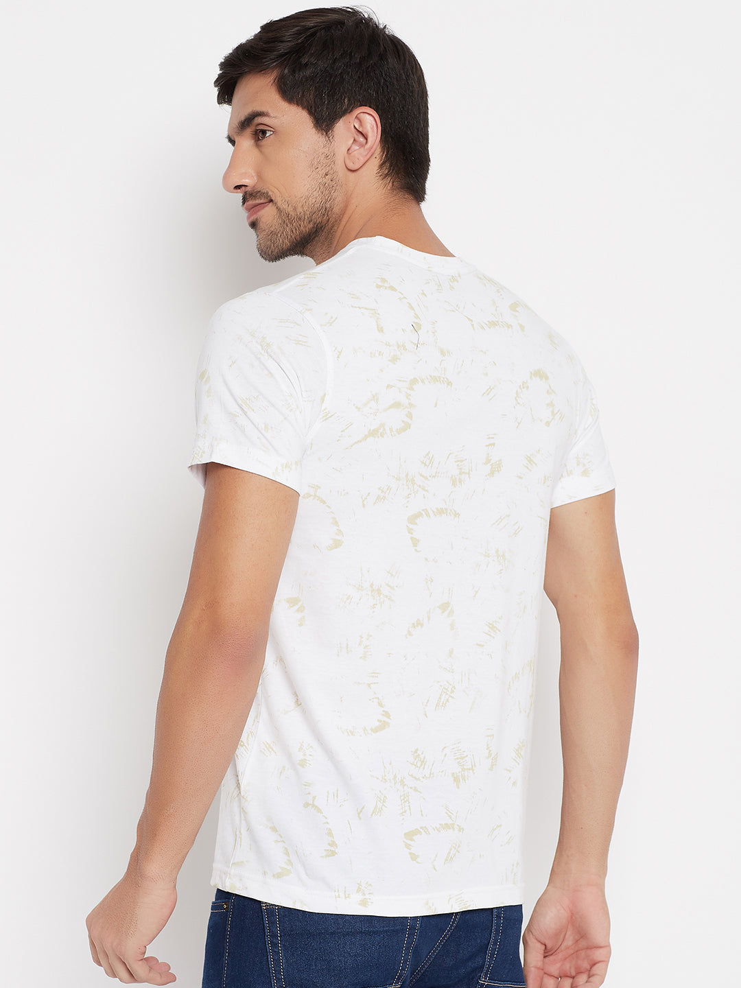 LIVFREE Round Neck Men's T-Shirt in Printed Pattern Half Sleeve